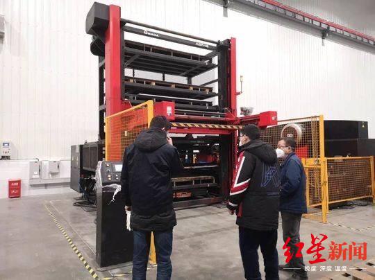 #红星新闻#紧急驰援“雷神山”配电设备，双流一企业28小时抢工突围