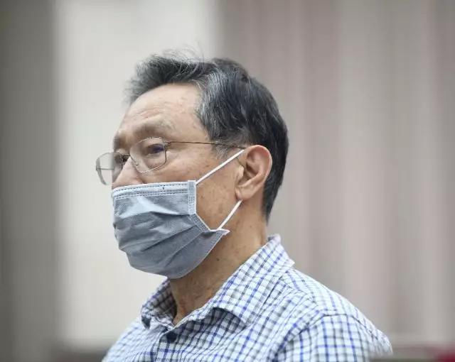 「长安街知事」返程高峰期疫情防控，钟南山这样说