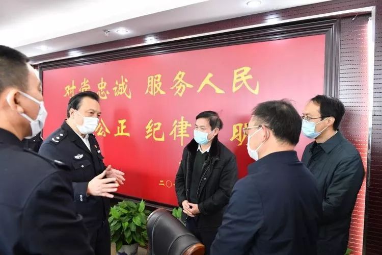 进贤抗击疫情再鼓劲战时慰问暖警心