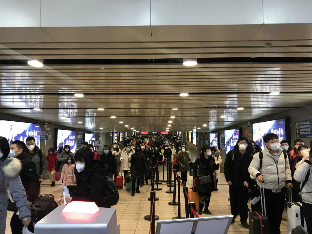 经济日报：看北京交通如何应对疫情“大考”？