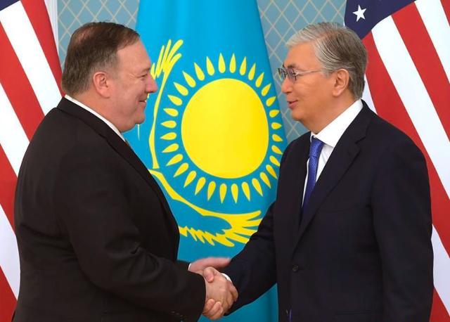 长安街知事@这种时候，蓬佩奥还在挑拨离间