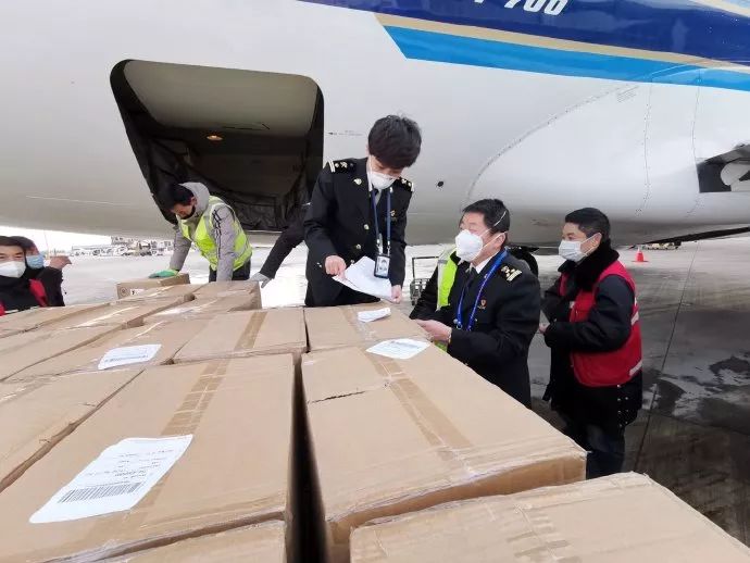 海关发布：防疫物资 源源不断
