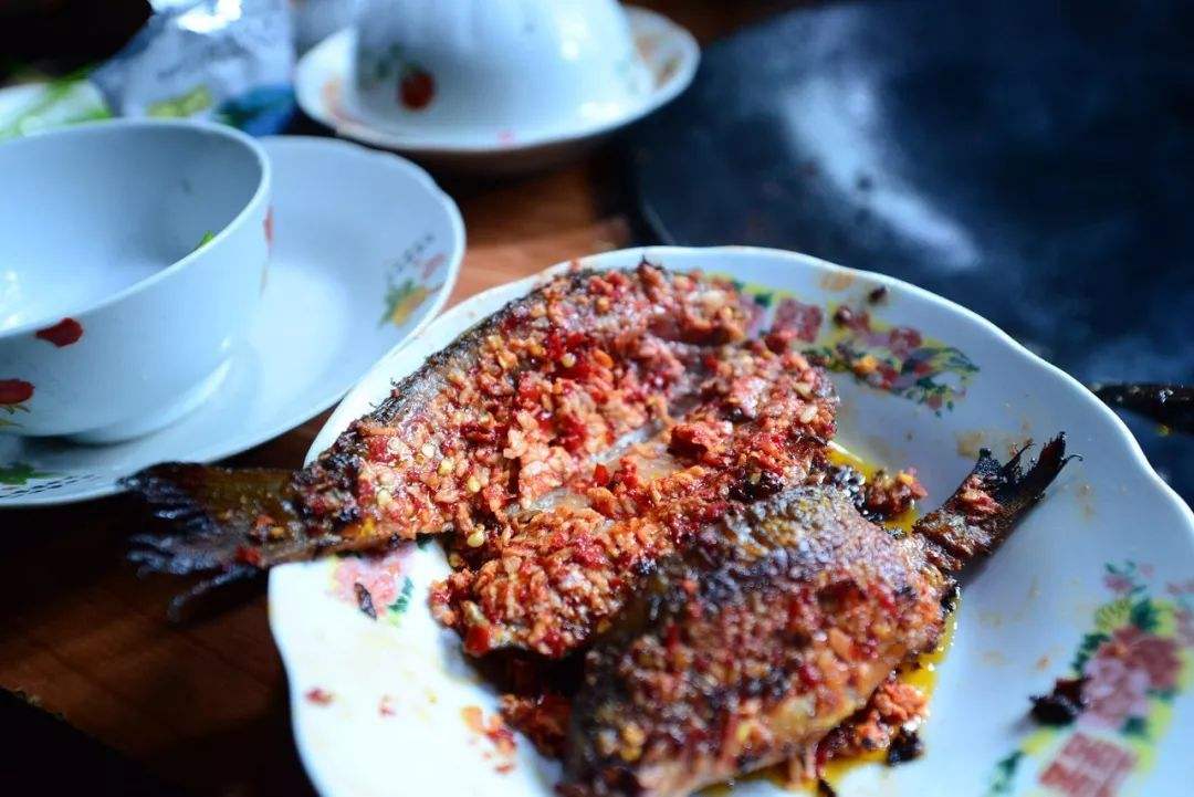 舌尖上的湘西美食，来了这里游玩，要去品味一下