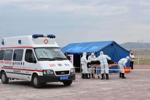 「军院34号」那些传谣感恩特朗普的看一看，这才是疫情之下美国的真实表现