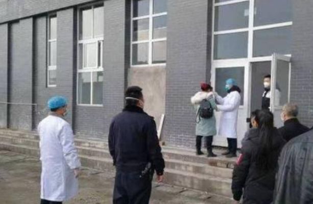东胜发布：气愤！隐瞒病情致百余人密切接触、居家隔离却放肆逛街