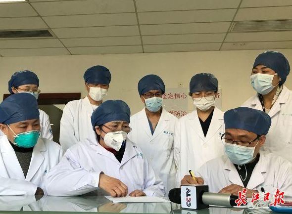 「半岛晨报」李兰娟团队发布重大抗病毒研究成果！