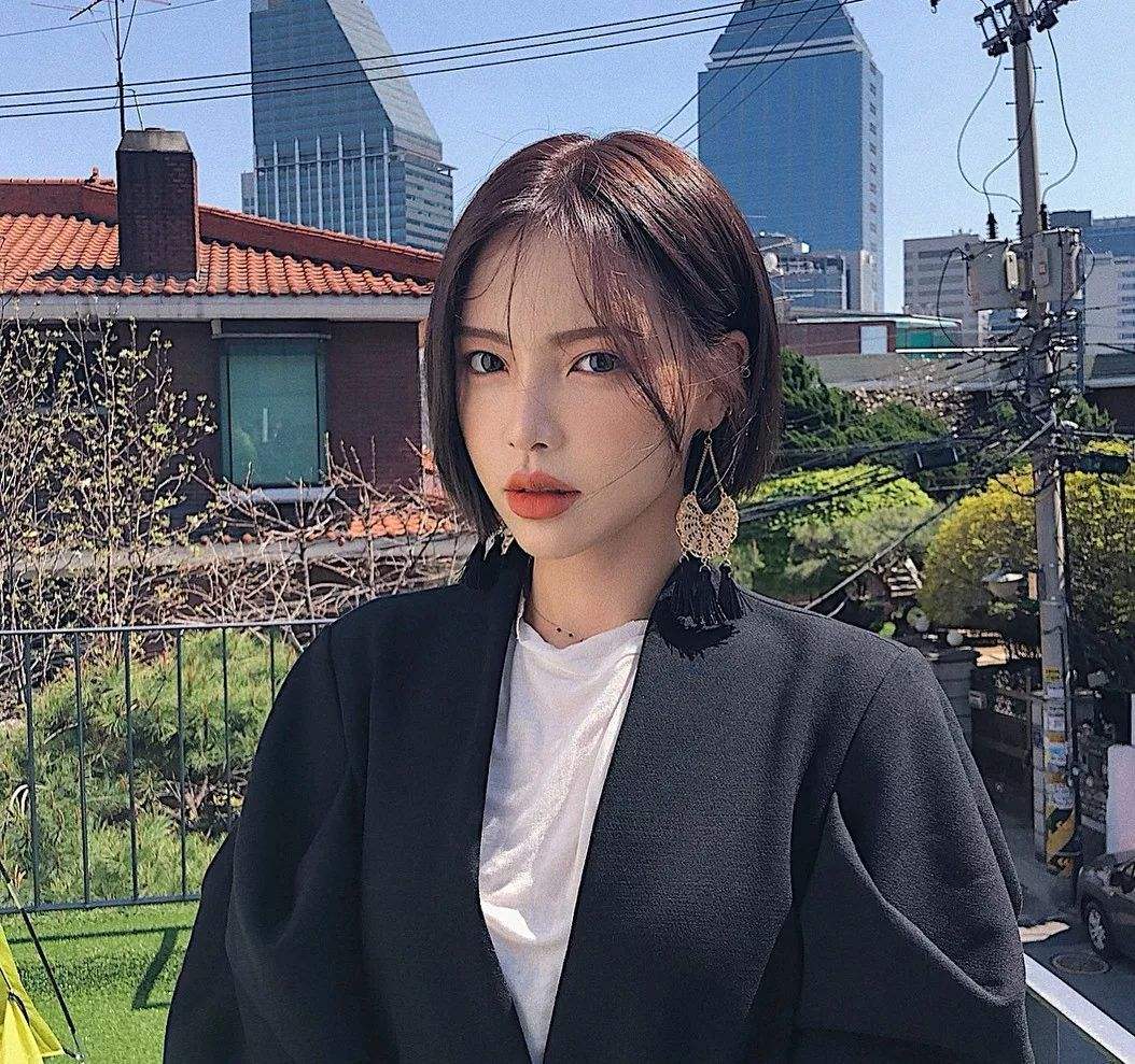 短发剪多短才好看2020齐嘴短发最流行