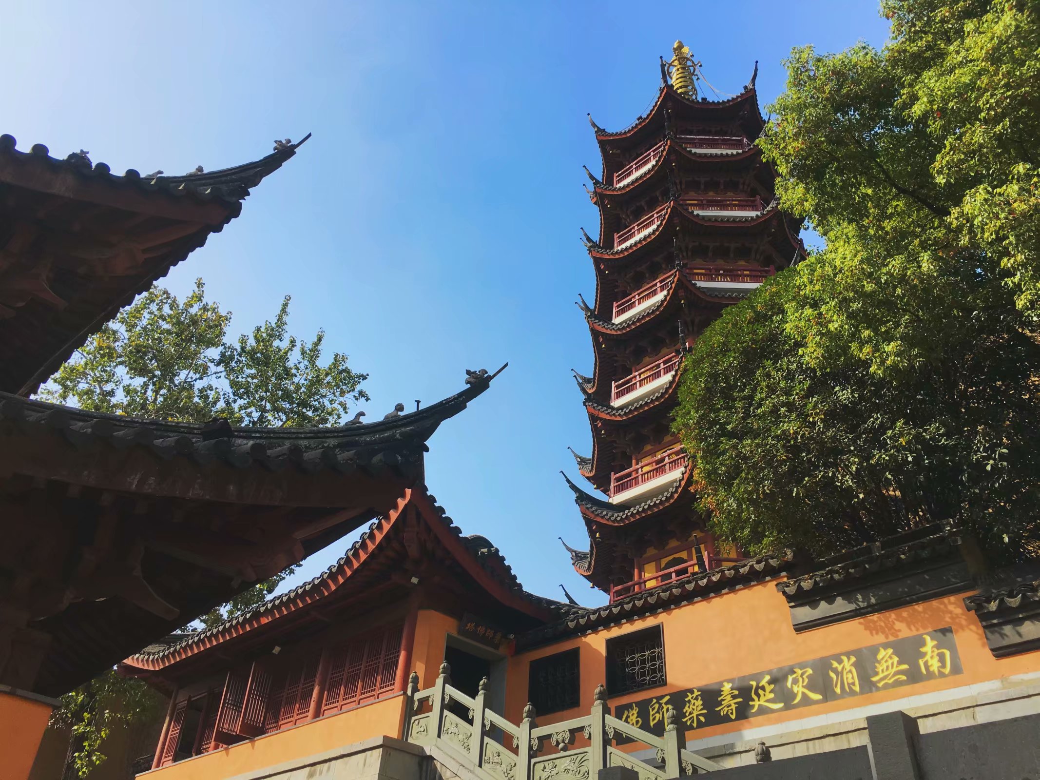 火了30多年的新白娘子传奇雷峰塔却不是在杭州拍得网友惊呆了