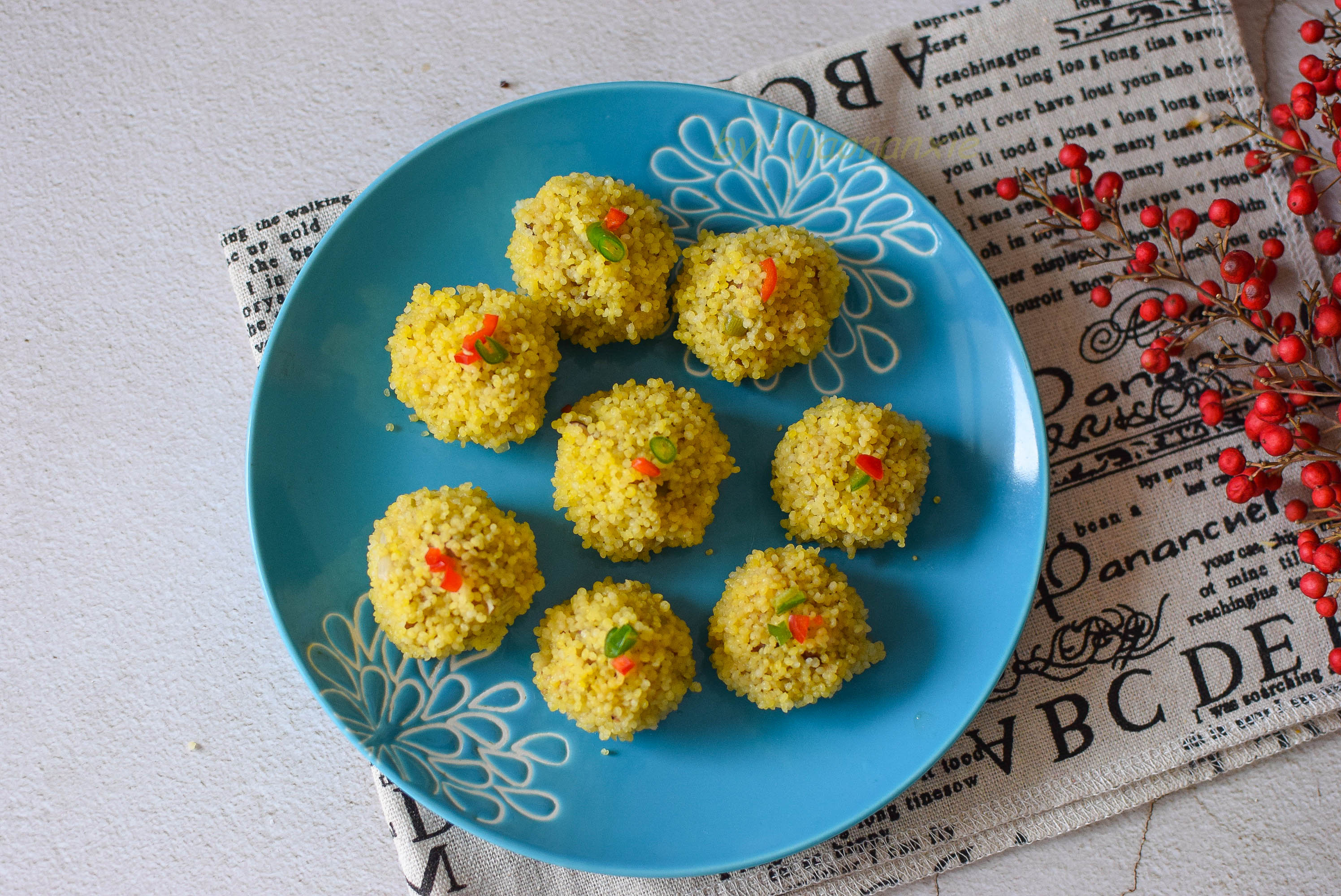 小米别都煮粥做个丸子蒸一蒸又鲜又营养好吃停不下筷子