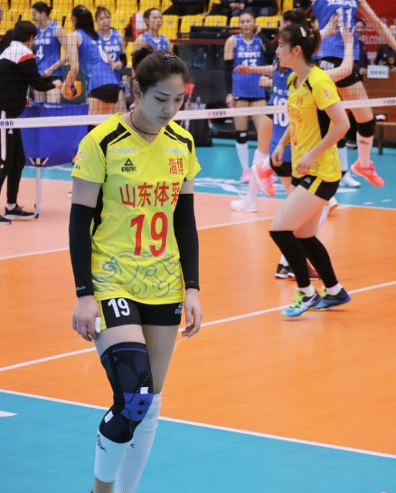 山东女排孙杰泰国联赛发挥太亮眼三局独拿17分荣膺单场mvp