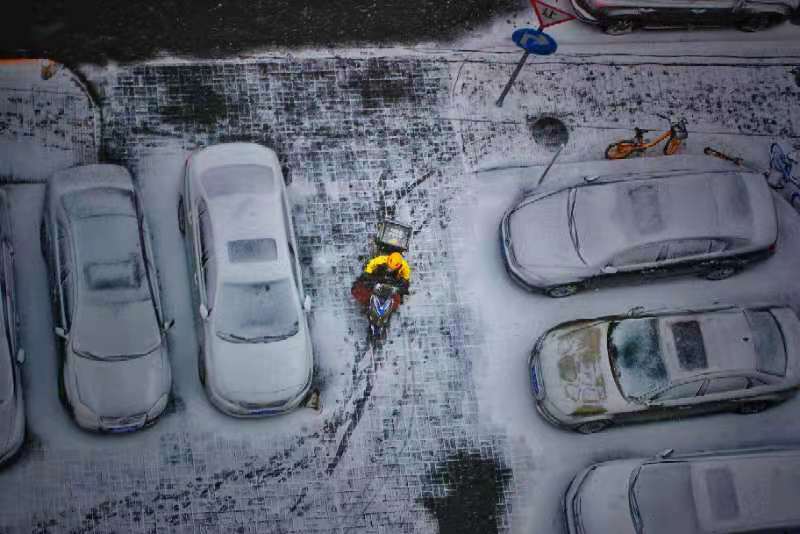 #经济日报#最高30万元特殊保障金，外卖骑手安全保障再升级
