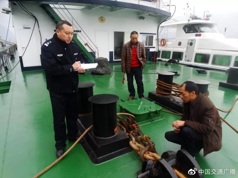 陕西法制网■五名民警牺牲在抗疫一线！最年轻的37岁