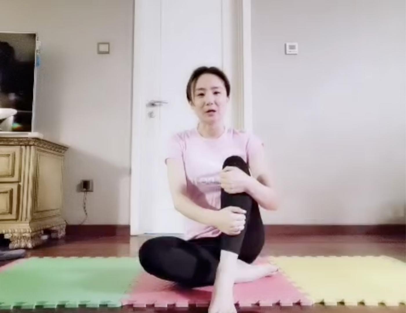 [红星新闻]“宅”到发胖？奥运跳水冠军桑雪教你如何在家练腹肌