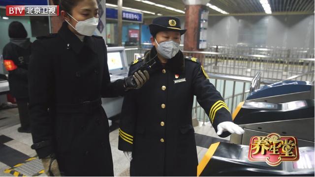 【掌上兰州】7日17:35《养生堂-新型冠状病毒防控指引十八讲》乘坐公共交通如何保安全？