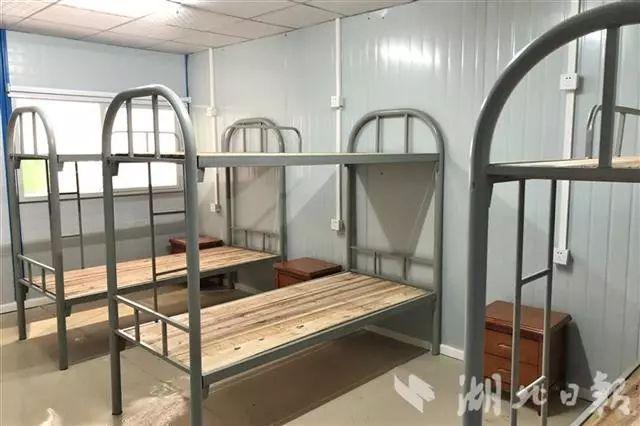 楚天都市报：雷神山医院院长是他