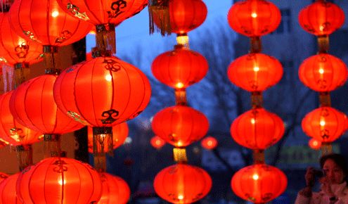 #中国教育报#今日元宵，咱们不闹！带孩子一起看这些诗歌习俗，祈福平安