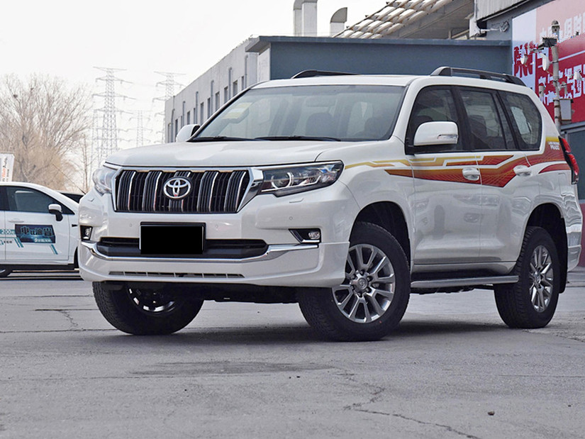 最新国产丰田霸道长5米多重23吨49万多起售还买奥迪q5