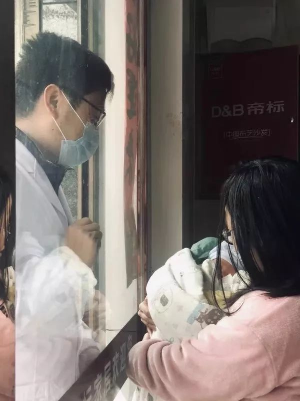 「中国经济网」今日元宵节，我们想讲15个关于家的故事