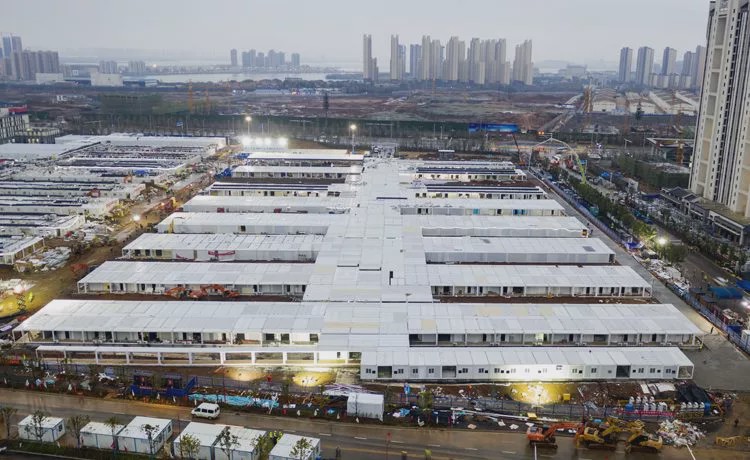 「中国教育报」雷神山医院今日交付！请记住这些与疫魔竞速的教育人！