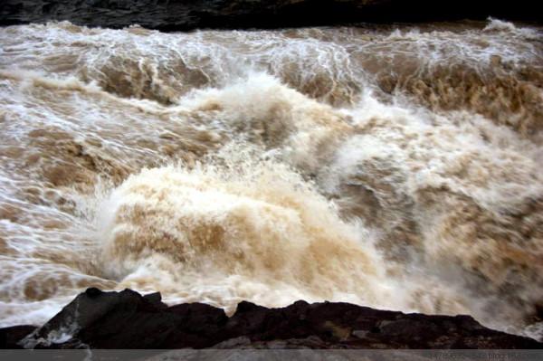 草书创作滚滚长江东逝水书法张德进