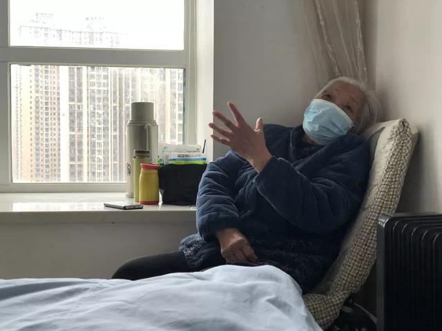 「南国今报」全网刷屏的90岁奶奶：我阳性也无所谓了，卖房也想让儿子活命