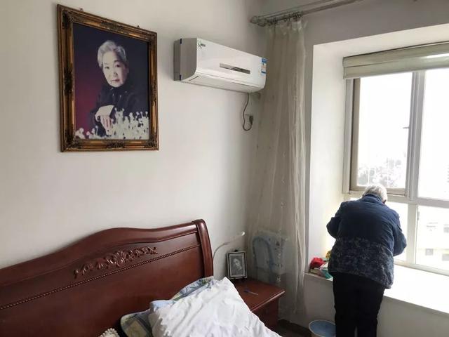 「南国今报」全网刷屏的90岁奶奶：我阳性也无所谓了，卖房也想让儿子活命