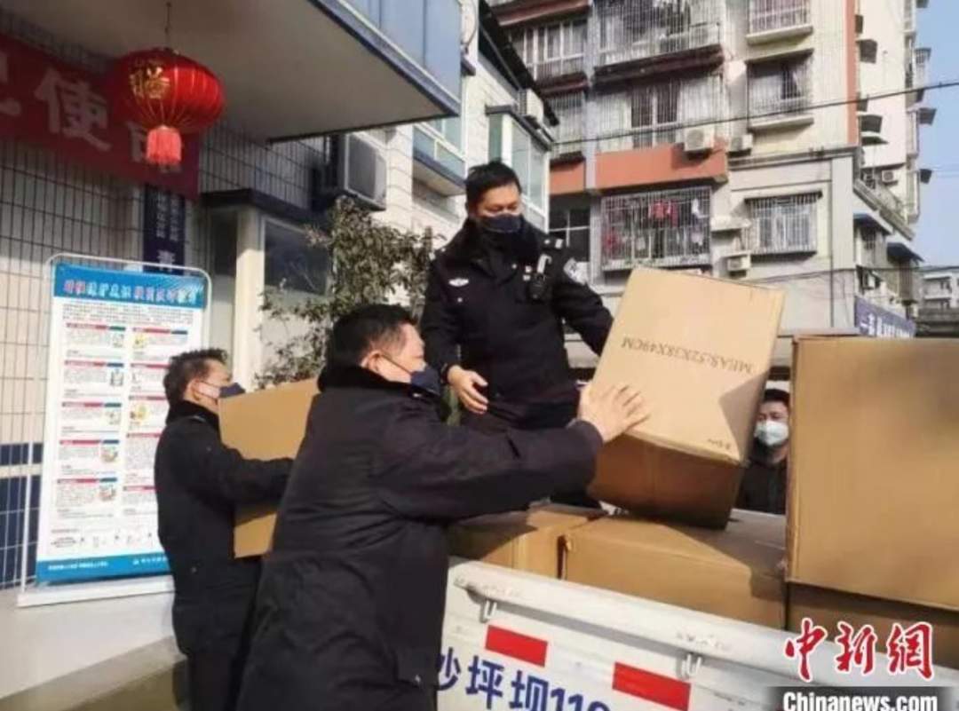 「中国教育报」“我买一万多只口罩打算捐赠，但收到的都是假货”