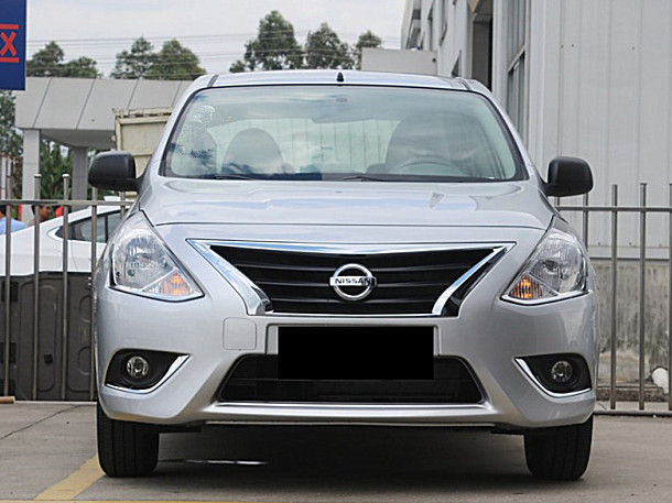 比桑塔纳省油,比朗逸空间大,这辆日产三厢车复产你会买吗?