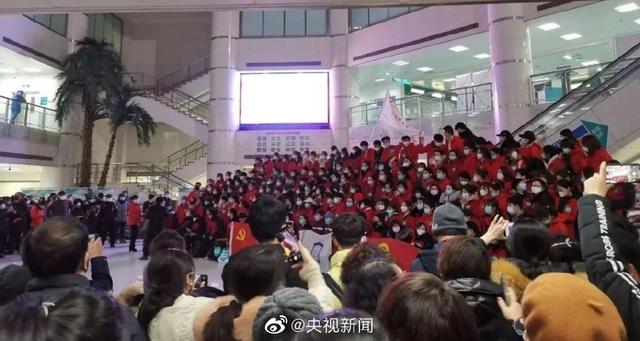 环球时报：今天，12地5136名医护人员奔赴武汉