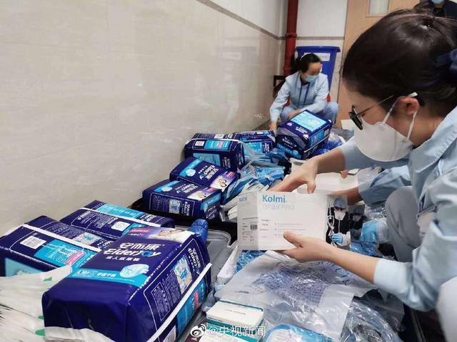 环球时报：今天，12地5136名医护人员奔赴武汉