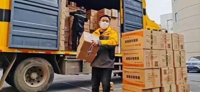 「国家邮政局发展研」关注｜邮政、快递企业累计承运防疫物资超10000吨