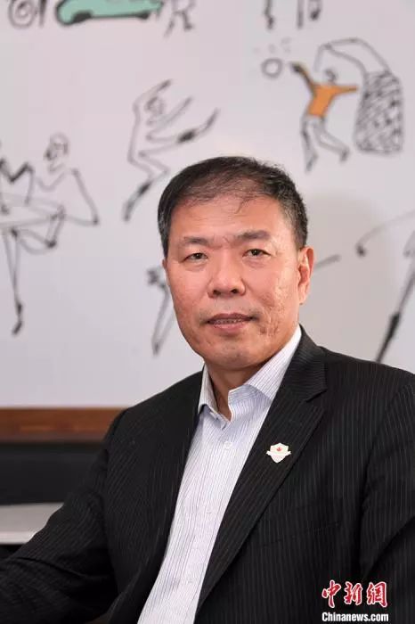 【国是直通车】海外看战“疫”：恐惧很正常，莫被“拐点”迷惑