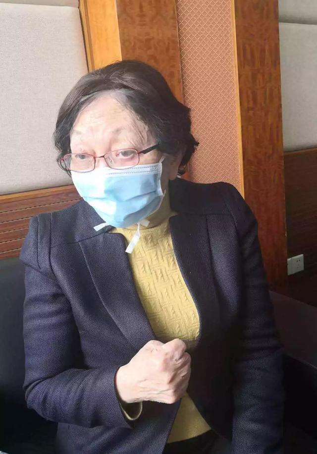 「广州日报」别再蒸煮口罩！闻玉梅院士：一次性医学口罩电热吹风处理可再用