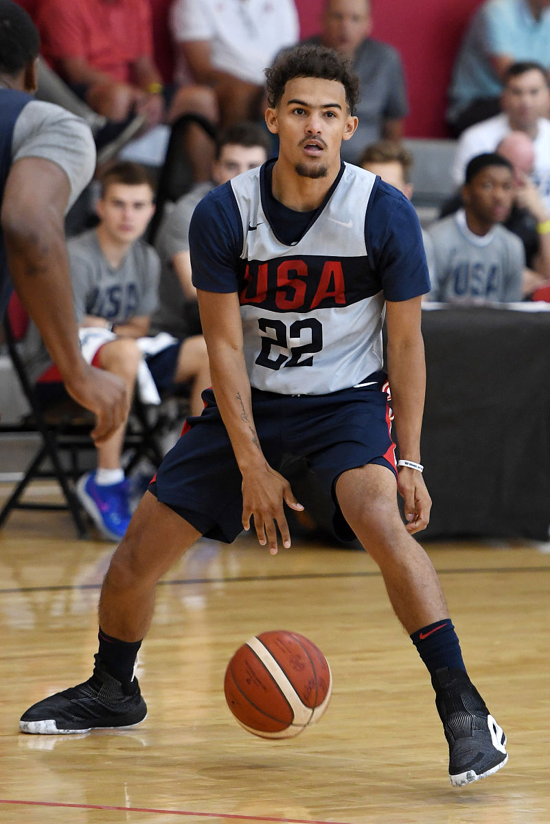 一共44人入选,里面不仅有詹姆斯杜兰特库里等球星,还有库兹马怀特等