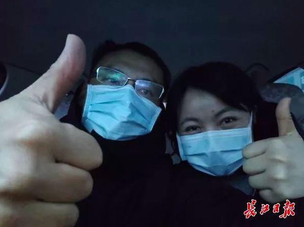 「CCTV6电影频道」记者詹松直播武汉现状泣不成声，忍不住大喊：武汉你快点好起来