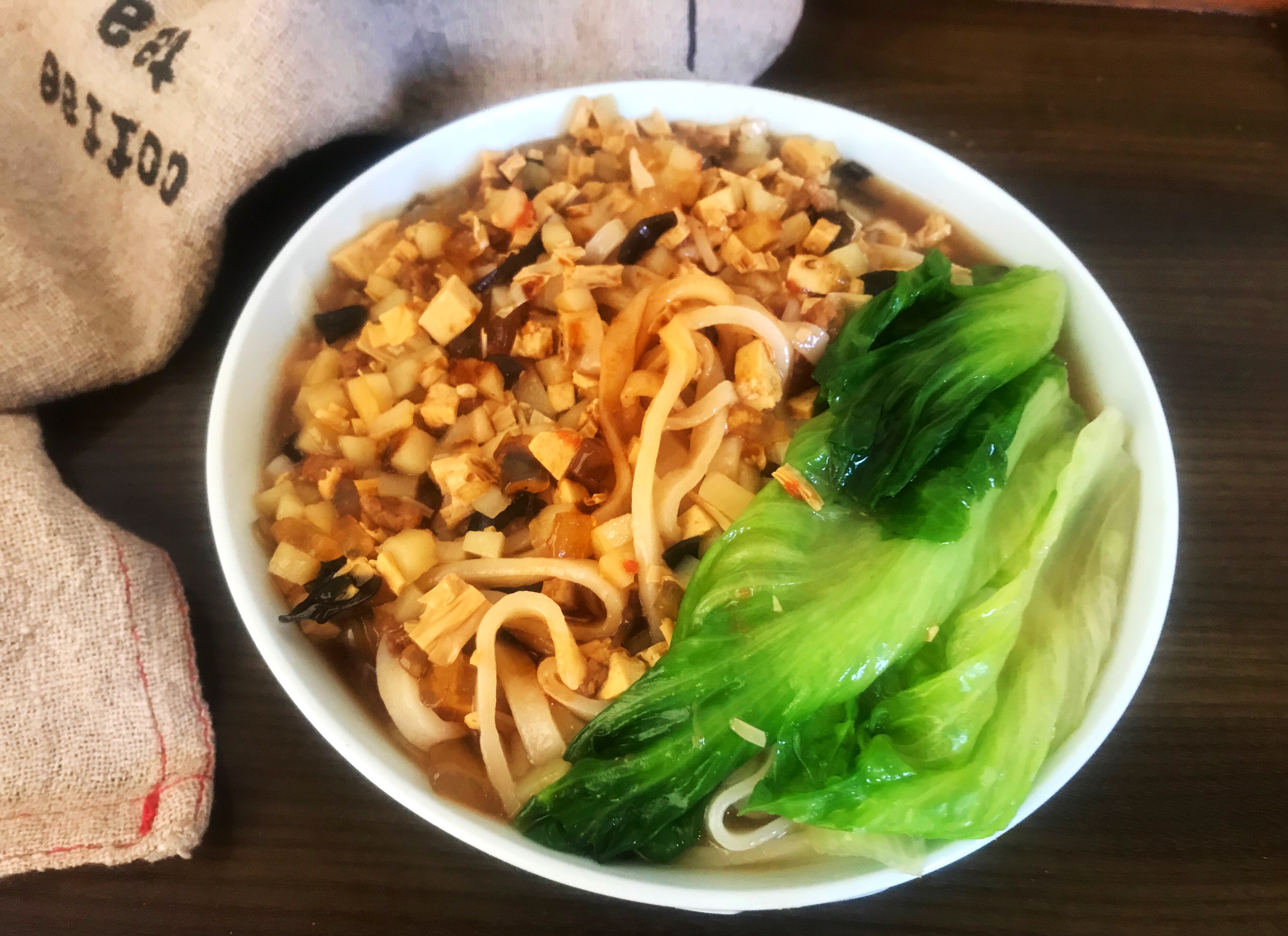 宅家的21天,面条要这样吃,每顿2碗吃不够,儿子要求隔天就吃!