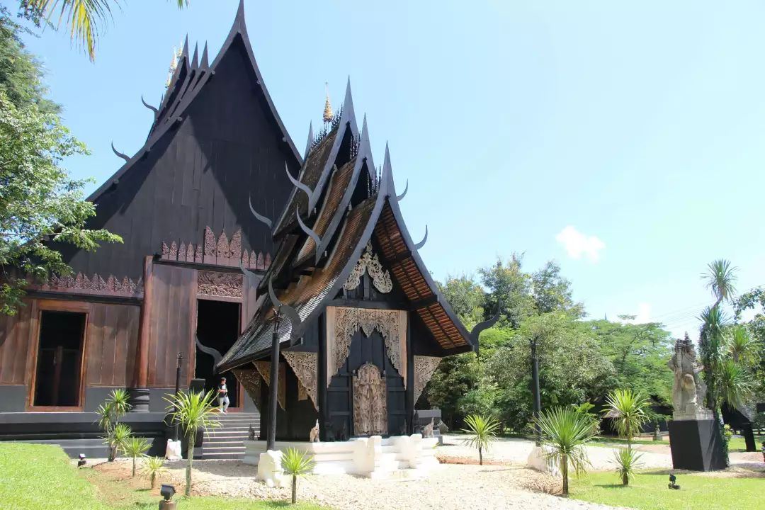 美斯乐村,国民党第五军93师的后裔,村民们保留了浓厚的中国汉民族生活