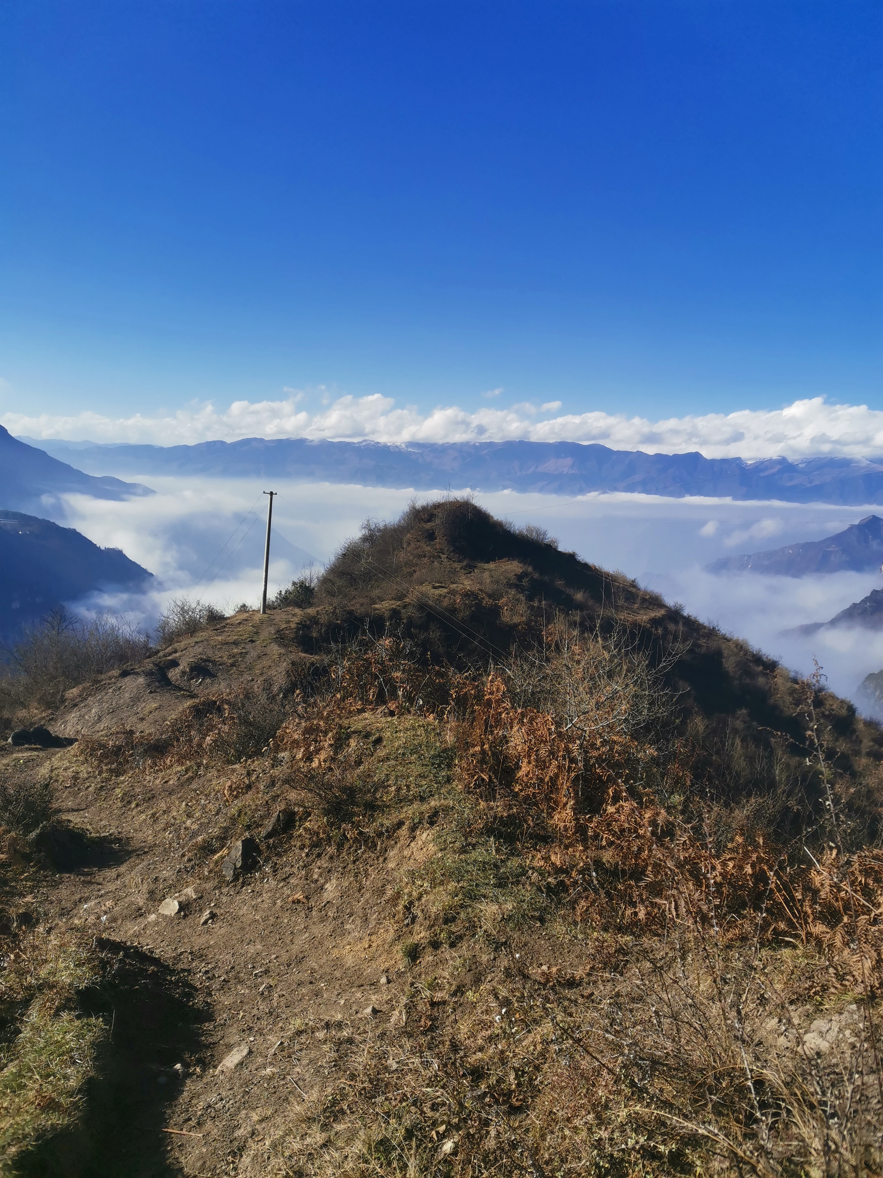 2020乌蒙山超级越野赛沿途风景组图六,遇见山