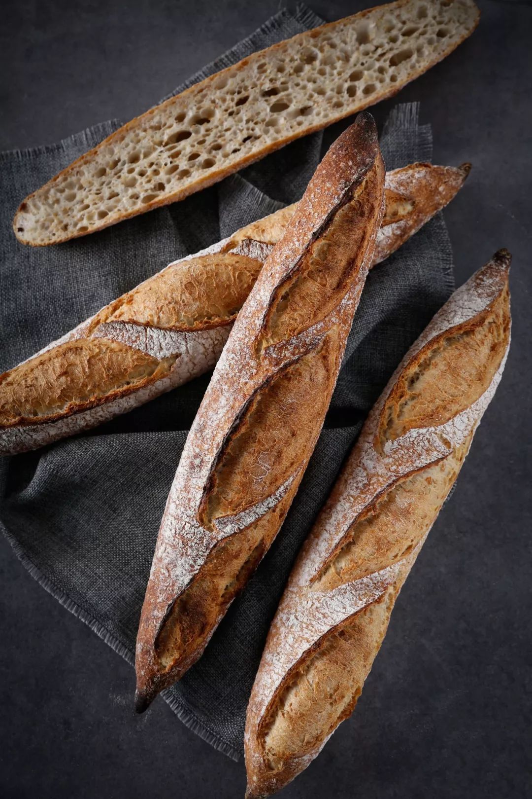 宅在家买了那么多面包一时吃不掉如何保存呢