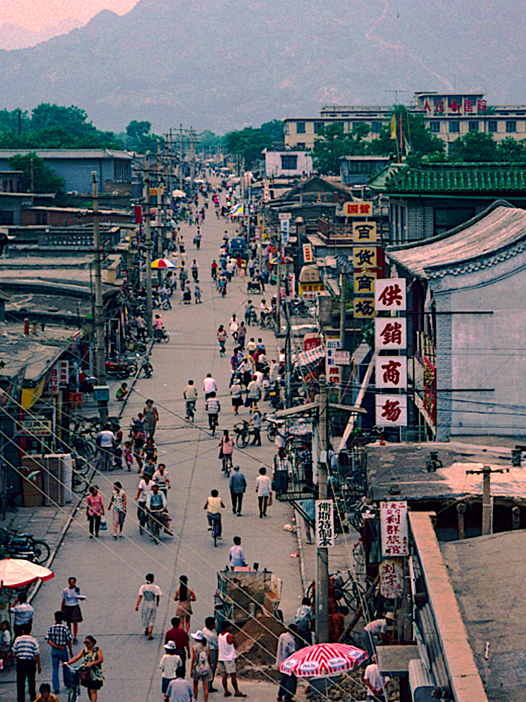 外国游客镜头下的中国生活九十年代大街小巷满满的回忆