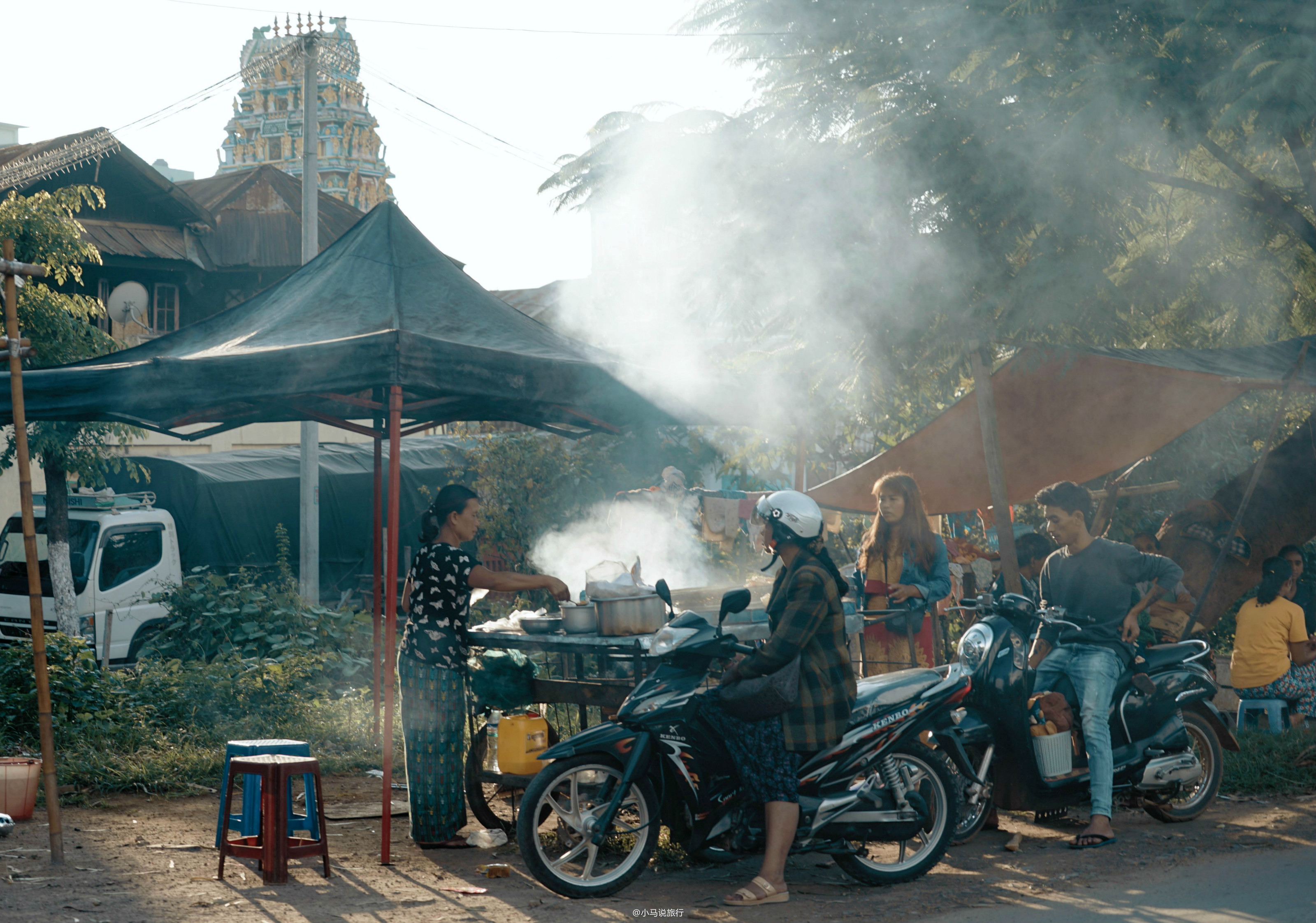 缅甸的英伦小镇看起来像中国90年代旅途中遇见浓浓市井生活