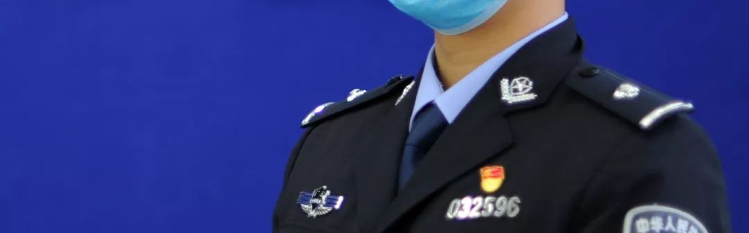 奥利给看广州黄埔公安这届一杠一