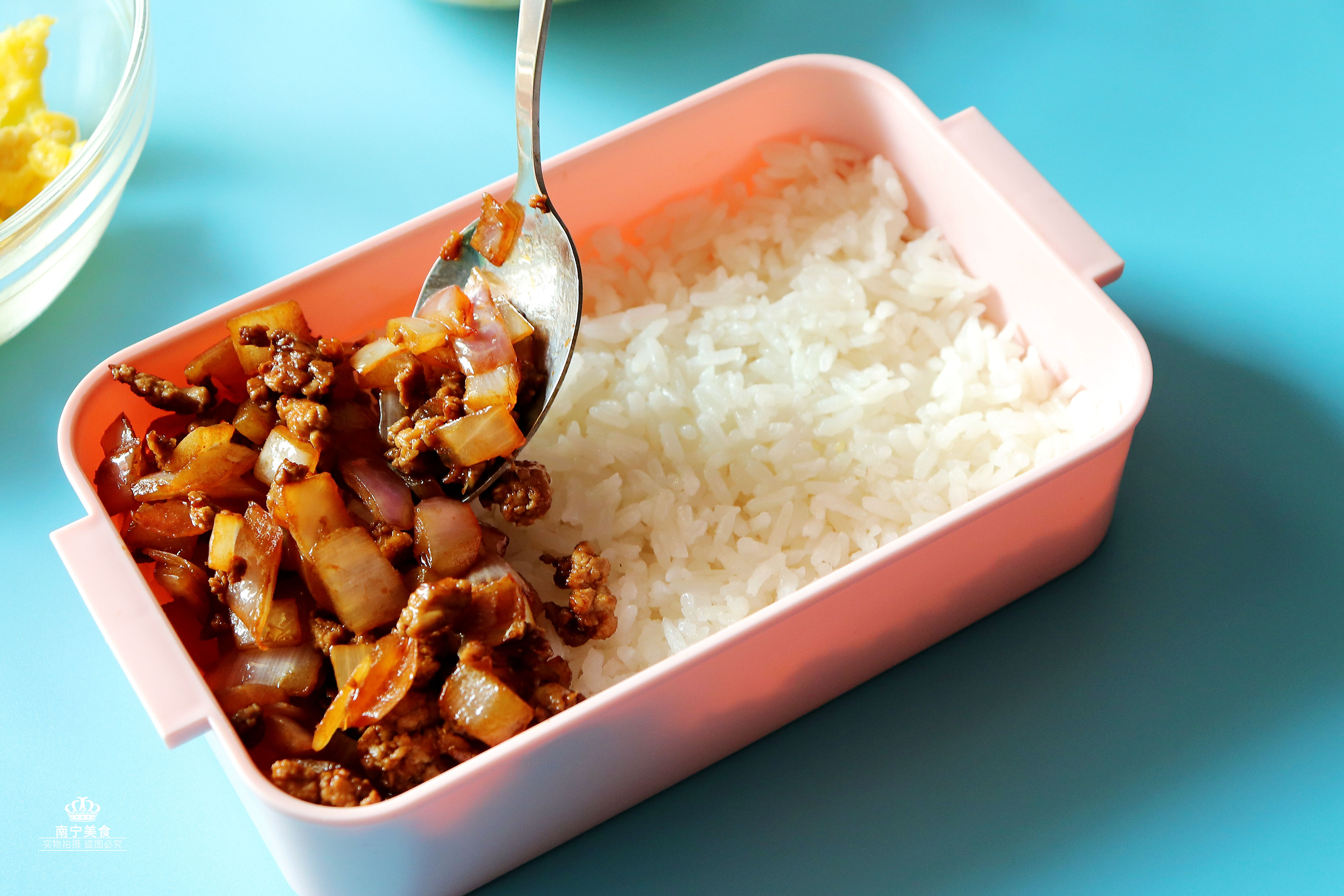 复工自己带饭,午饭不用愁,一道简单营养的便当做法,好吃不花钱