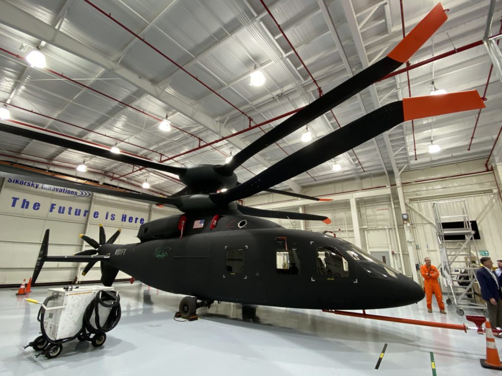 美国下代sb-1直升机够皮实!开着像战斗机,尾桨炸飞都不怕_人民号