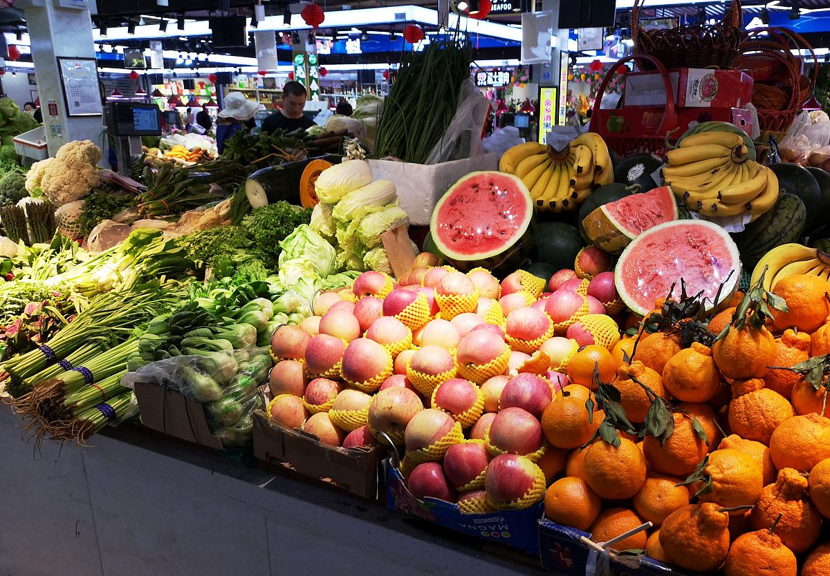 半岛晨报：如何“吃”出抵抗力？营养专家：一日三餐四类食物