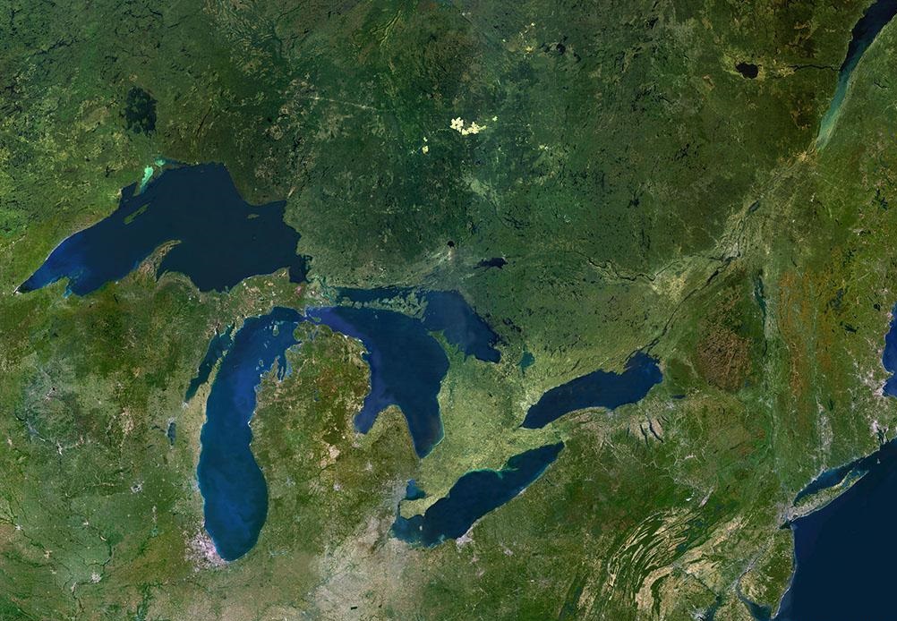 北美五大湖五大湖位于北美洲中东部地区,位于美国和加拿大之间,包括苏