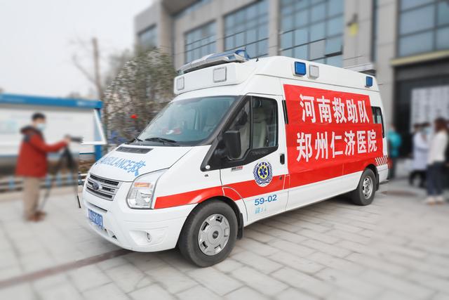 出征!郑州首支非公立医疗机构医疗队自带救护车驰援武汉