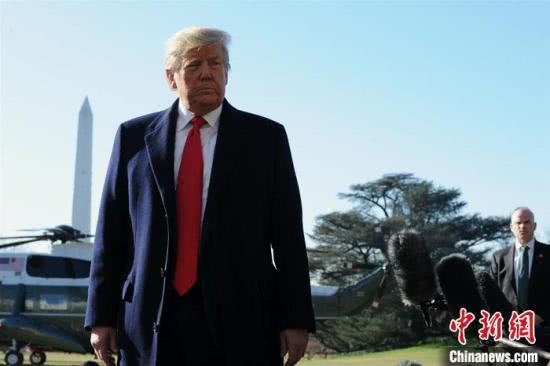 「环球时报」美“公共负担”新规生效 大批移民或放弃可用福利