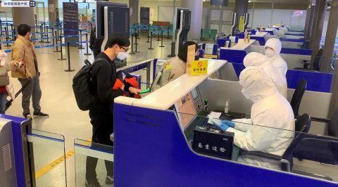 长沙晚报掌上长沙：首尔飞南京航班发现3名发热乘客 94名旅客隔离观察