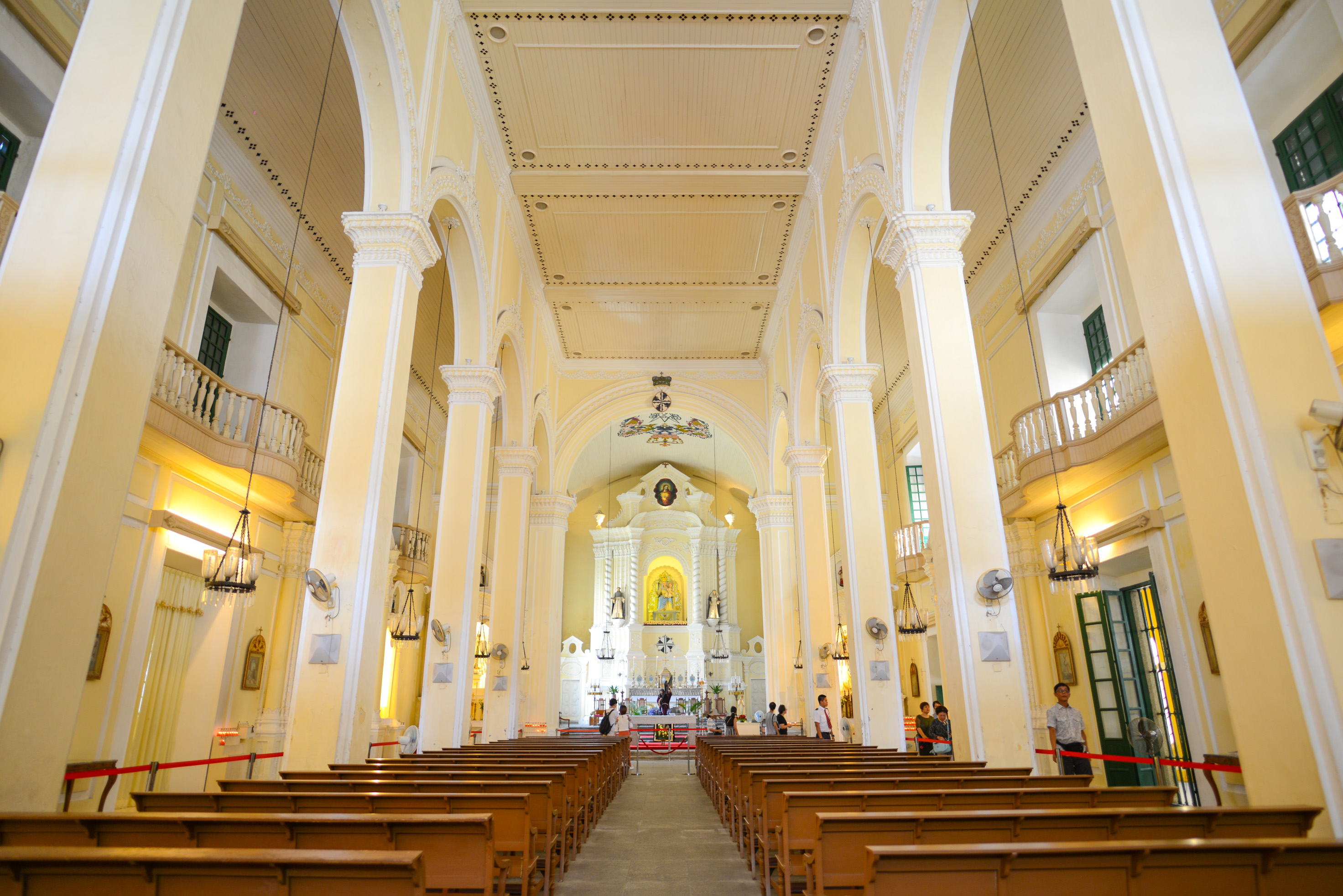 澳门这座教堂艺术气息浓厚,"颜值"太高,成为网红打卡点